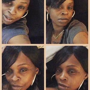 Meet your Posher, Carmela